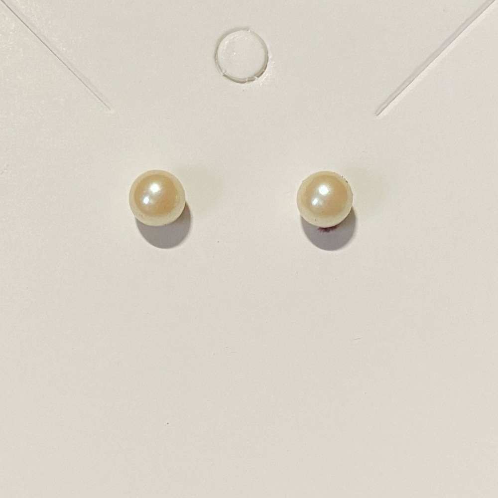 Vintage Faux Pearl Stud Earrings